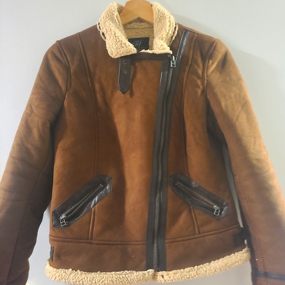Zara Suede Sherpa-lined jacket - Picture 1 of 8